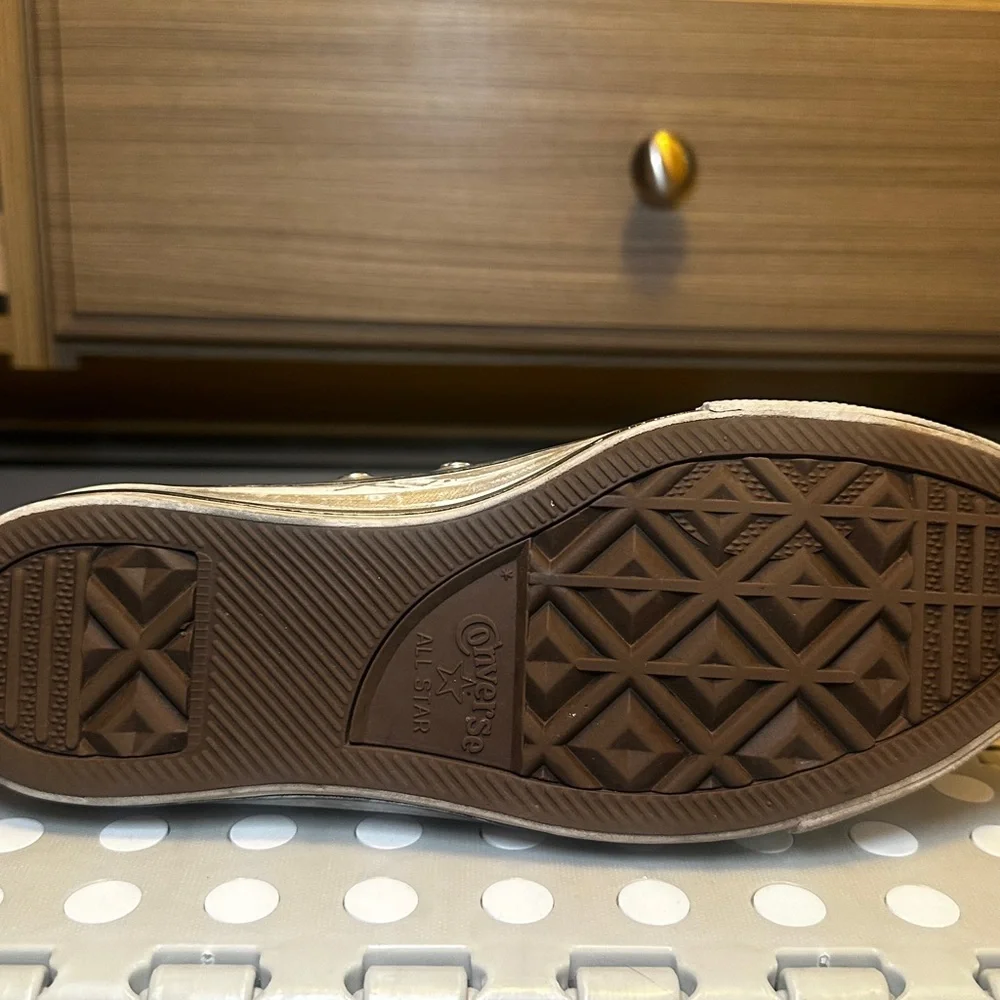 Converse Metallic Silver High-Tops - Picture 4 of 4